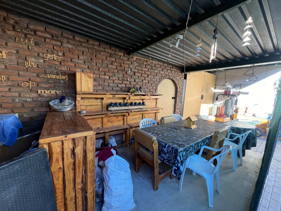 5 Bedroom Property for Sale in Die Rand Northern Cape